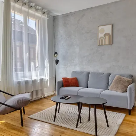Le Lili's Elegant F4 Proche Du Centre-ville De Apartment