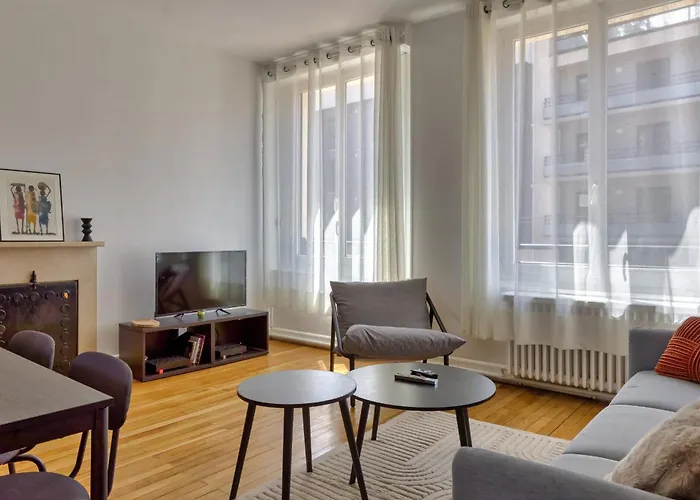 Le Lili's Elegant F4 Proche Du Centre-ville De Apartmán